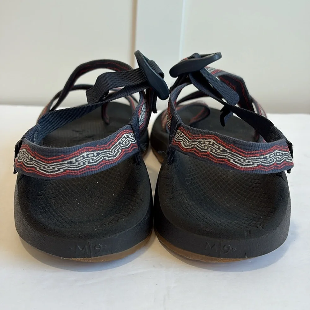 Unisex Chaco Toe Ring Sandals